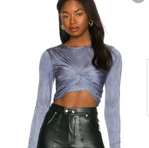 Superdown drew twist front top in slate